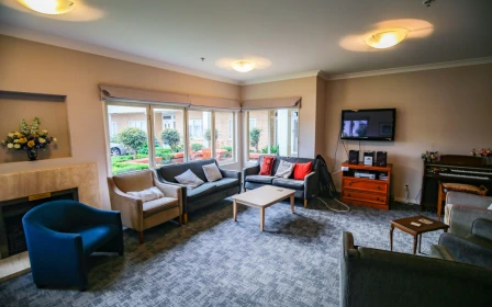 ultimate-care-kensington-court-rosehill-gardens-1-bedroom-apartment-3624