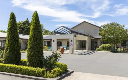 ultimate-care-rosedale-boutique-style-studio-3712