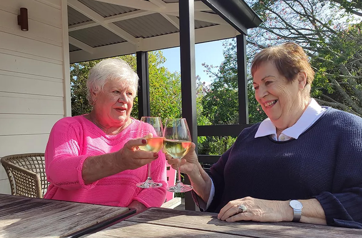 Liz and Jan Arvida Te Puna Waior