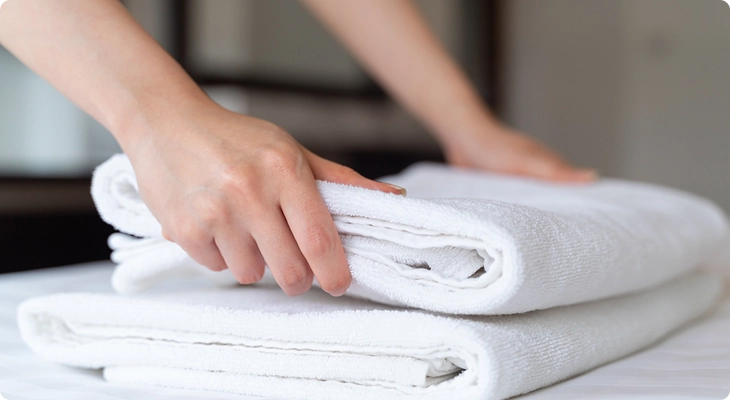 folding towels